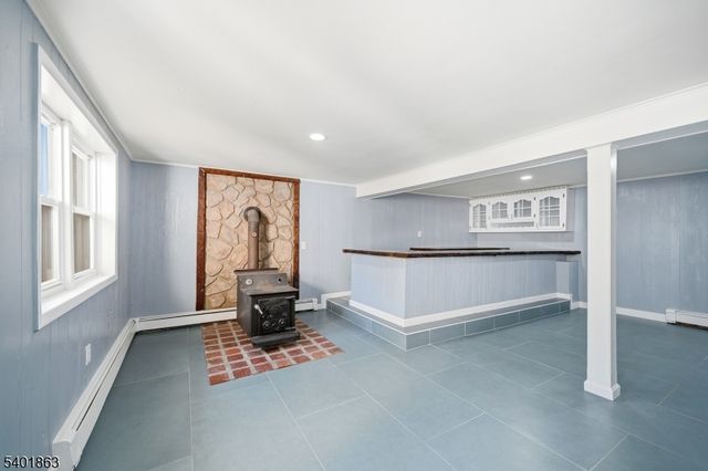 4 Rainbow Trl, Vernon Twp., NJ 07422