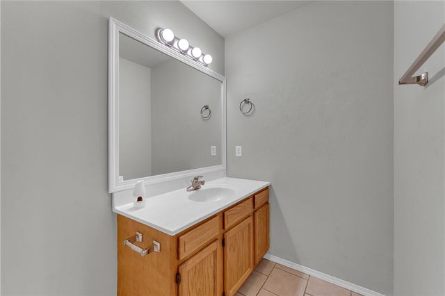 1673 & 1675 E Evalyn Circle, Fayetteville, AR 72701