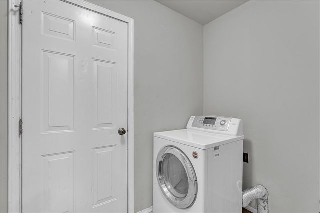 1673 & 1675 E Evalyn Circle, Fayetteville, AR 72701