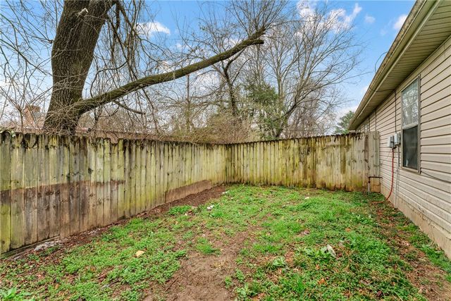 1673 & 1675 E Evalyn Circle, Fayetteville, AR 72701