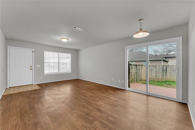 1673 & 1675 E Evalyn Circle, Fayetteville, AR 72701