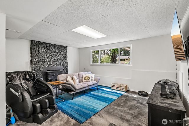 20917 22nd Avenue W, Lynnwood, WA 98036
