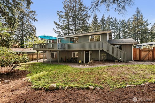 20917 22nd Avenue W, Lynnwood, WA 98036