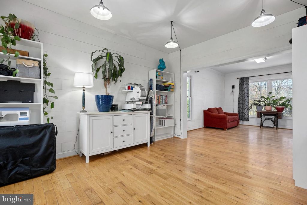 Image 25 of property listing at 4525 BECKLEYSVILLE RD, Hampstead, MD 21074