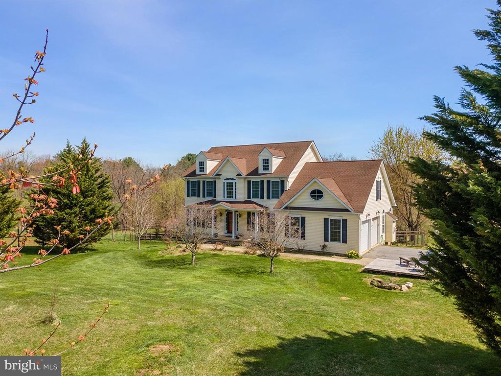 Image 57 of property listing at 4525 BECKLEYSVILLE RD, Hampstead, MD 21074