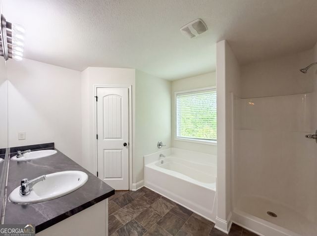 1948 Paynes Point, Winder, GA 30680