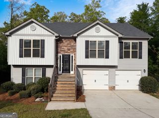 1948 Paynes Point, Winder, GA 30680