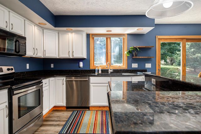 3850 Burlington Drive, Acme Twp, MI 49690