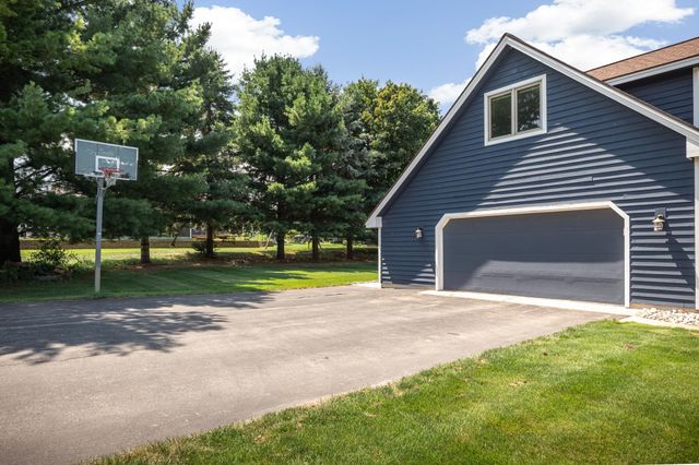 3850 Burlington Drive, Acme Twp, MI 49690