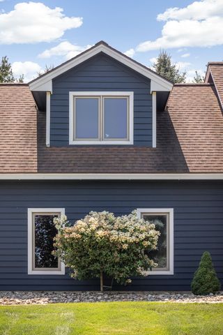 3850 Burlington Drive, Acme Twp, MI 49690