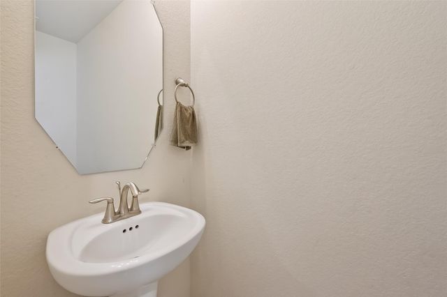 2237 Ivy Wall Drive, Conroe, TX 77301