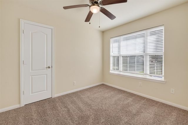 2237 Ivy Wall Drive, Conroe, TX 77301