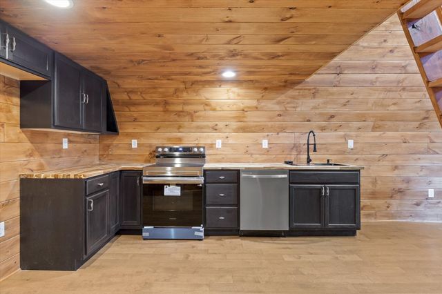 1007 Fawn Circle, Dunlap, TN 37327