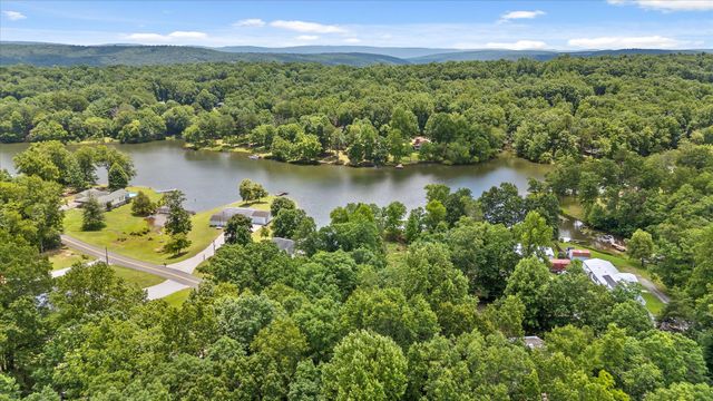 1007 Fawn Circle, Dunlap, TN 37327