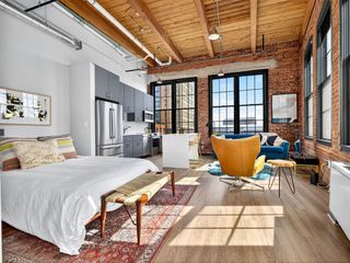 63 Melcher 507, Boston, MA 02210