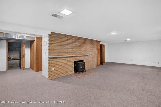 4677 Chippewa Drive, Okemos, MI 48864