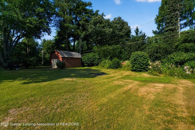 4677 Chippewa Drive, Okemos, MI 48864