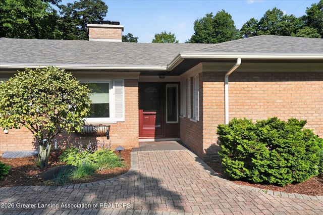 4677 Chippewa Drive, Okemos, MI 48864