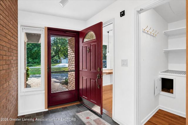 4677 Chippewa Drive, Okemos, MI 48864