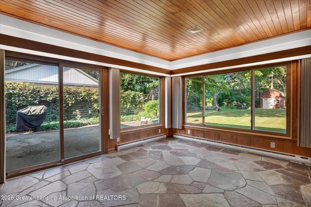 4677 Chippewa Drive, Okemos, MI 48864