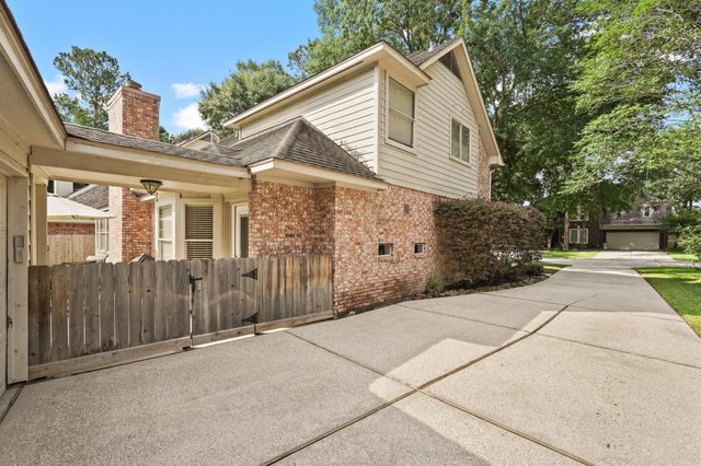 2902 Maple Bend Drive, Houston, TX 77345