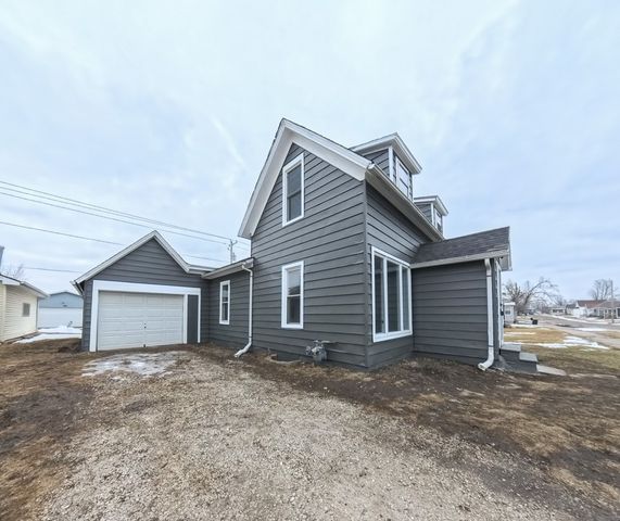 408 Swayze Street, Marshalltown, IA 50158