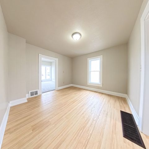 408 Swayze Street, Marshalltown, IA 50158