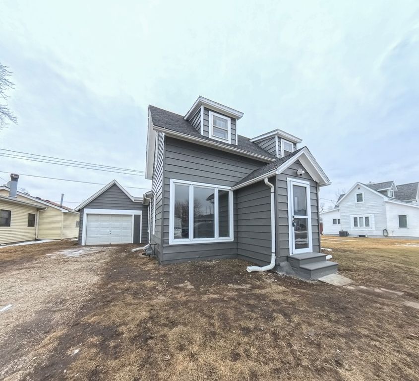 408 Swayze Street, Marshalltown, IA 50158