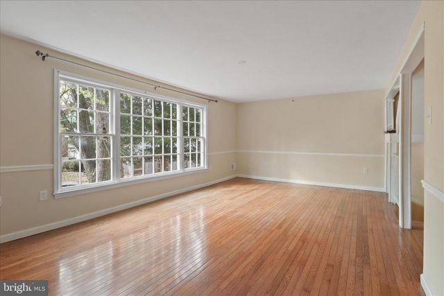 8180 FERNLAKE CT, Alexandria, VA 22309