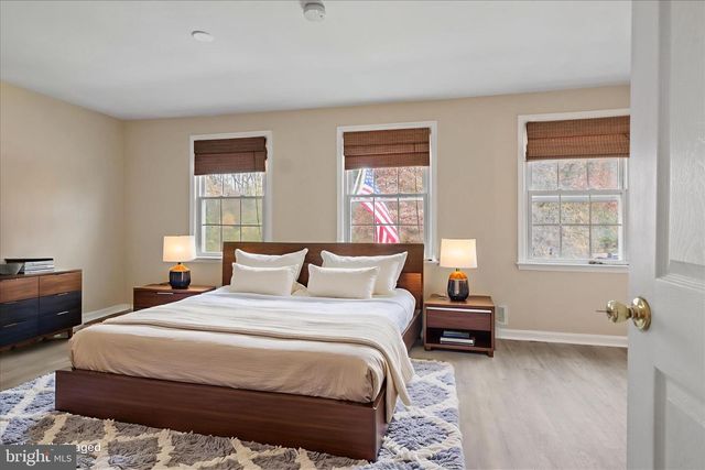 8180 FERNLAKE CT, Alexandria, VA 22309