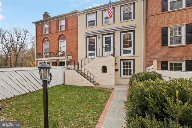 8180 FERNLAKE CT, Alexandria, VA 22309