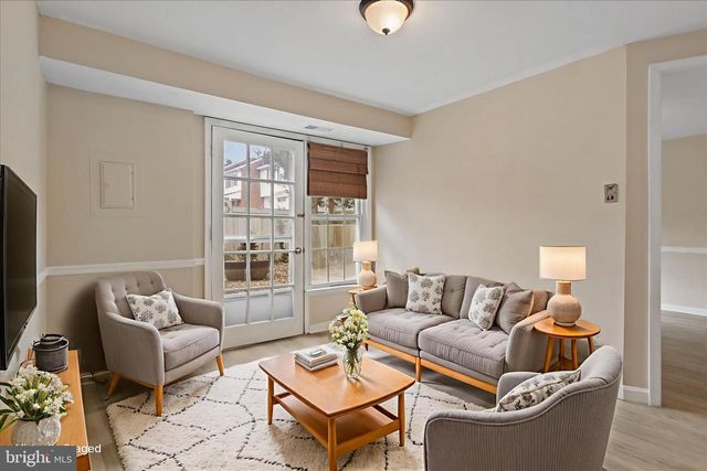 8180 FERNLAKE CT, Alexandria, VA 22309