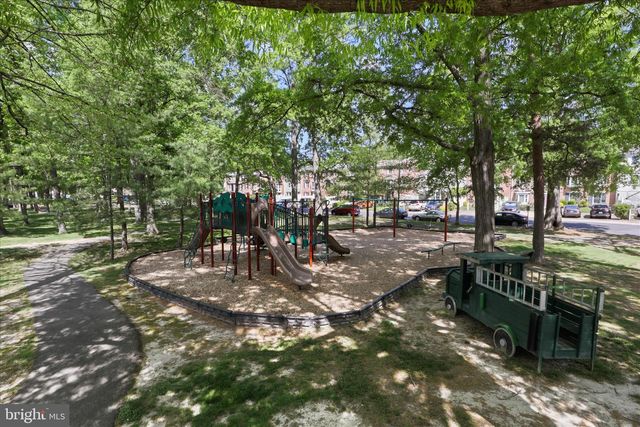 8180 FERNLAKE CT, Alexandria, VA 22309