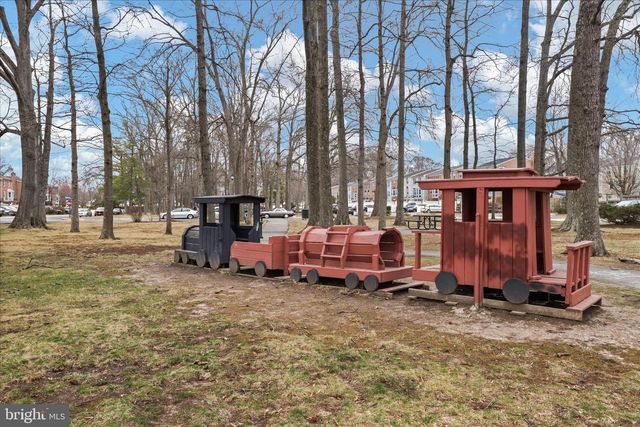 8180 FERNLAKE CT, Alexandria, VA 22309