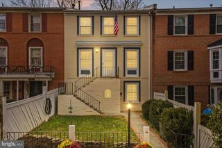 8180 FERNLAKE CT, Alexandria, VA 22309