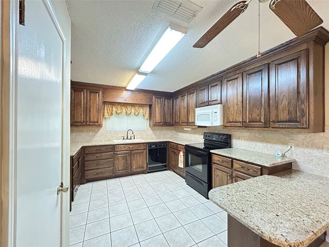 113 Hollie Circle, Sulphur Springs, TX 75482