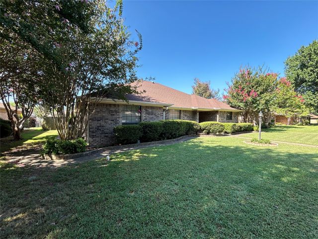 113 Hollie Circle, Sulphur Springs, TX 75482