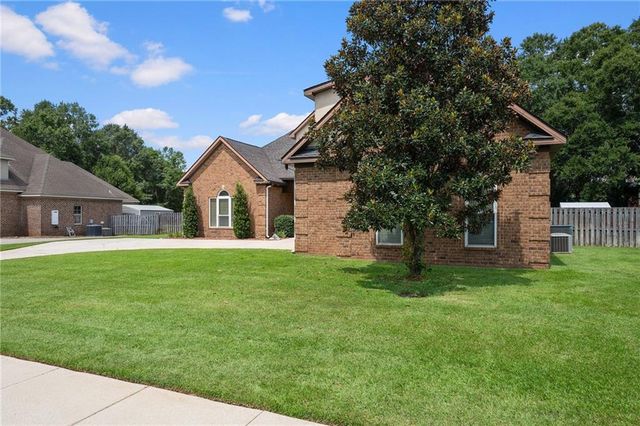 9990 Highfield Way, Mobile, AL 36695