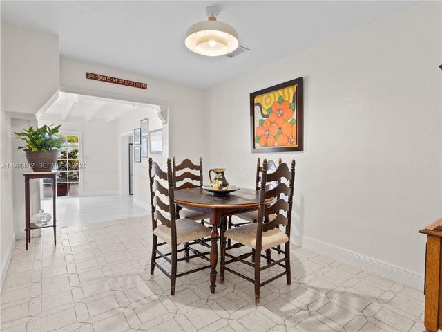 6665 NW 39th St, Virginia Gardens, FL 33166