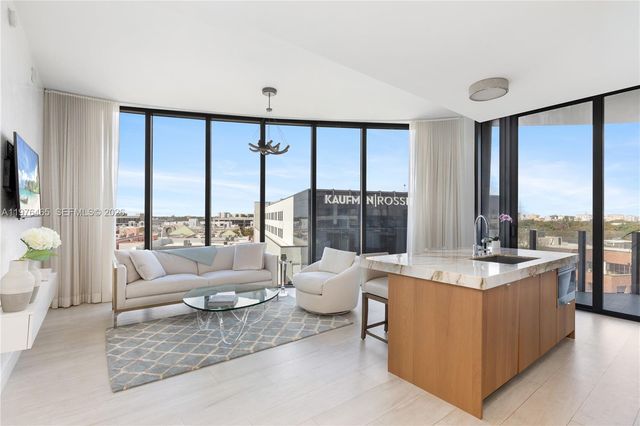 2831 S Bayshore Dr 808, Miami, FL 33133