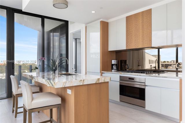 2831 S Bayshore Dr 808, Miami, FL 33133