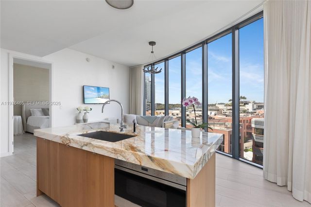 2831 S Bayshore Dr 808, Miami, FL 33133