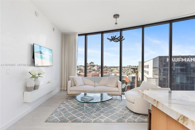 2831 S Bayshore Dr 808, Miami, FL 33133