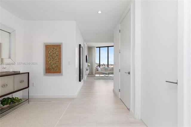 2831 S Bayshore Dr 808, Miami, FL 33133