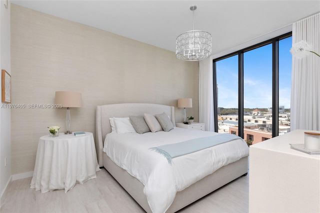 2831 S Bayshore Dr 808, Miami, FL 33133