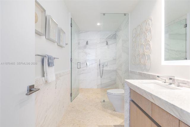 2831 S Bayshore Dr 808, Miami, FL 33133