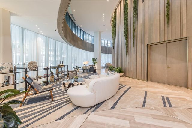 2831 S Bayshore Dr 808, Miami, FL 33133