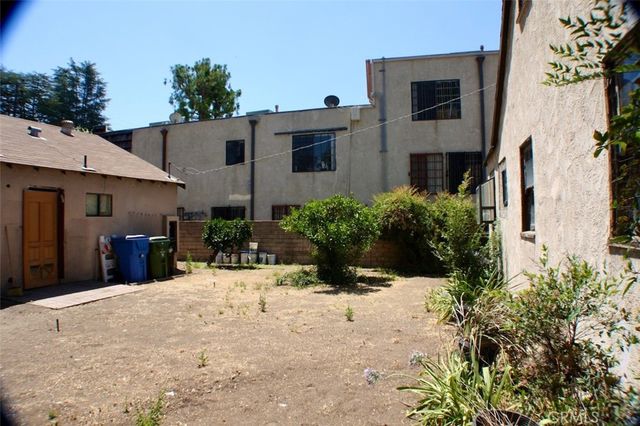 5739 Hazeltine, Van Nuys, CA 91401
