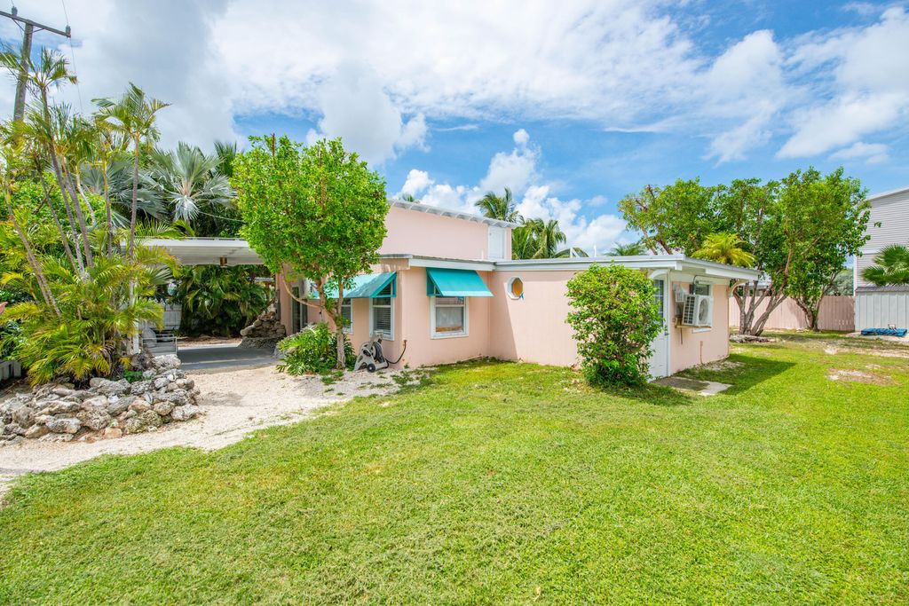31541 Avenue A, Big Pine Key, FL 33043