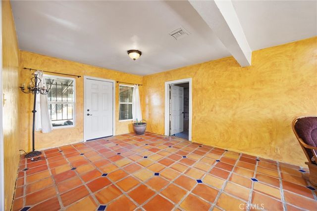 552 Pepper, Bakersfield, CA 93307